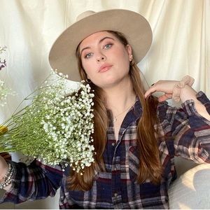 SOLD Urban Outfitters BDG flannel